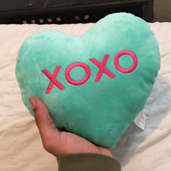 Xoxo Mint Green Plush Heart - Picture 5 of 8